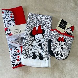 Disney Minnie Mouse Drying Mat, Kitchen Towels and Oven Mitt
